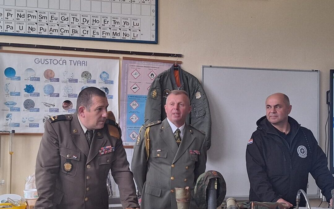 Predavanje o Domovinskom ratu – živa povijest pred našim učenicima