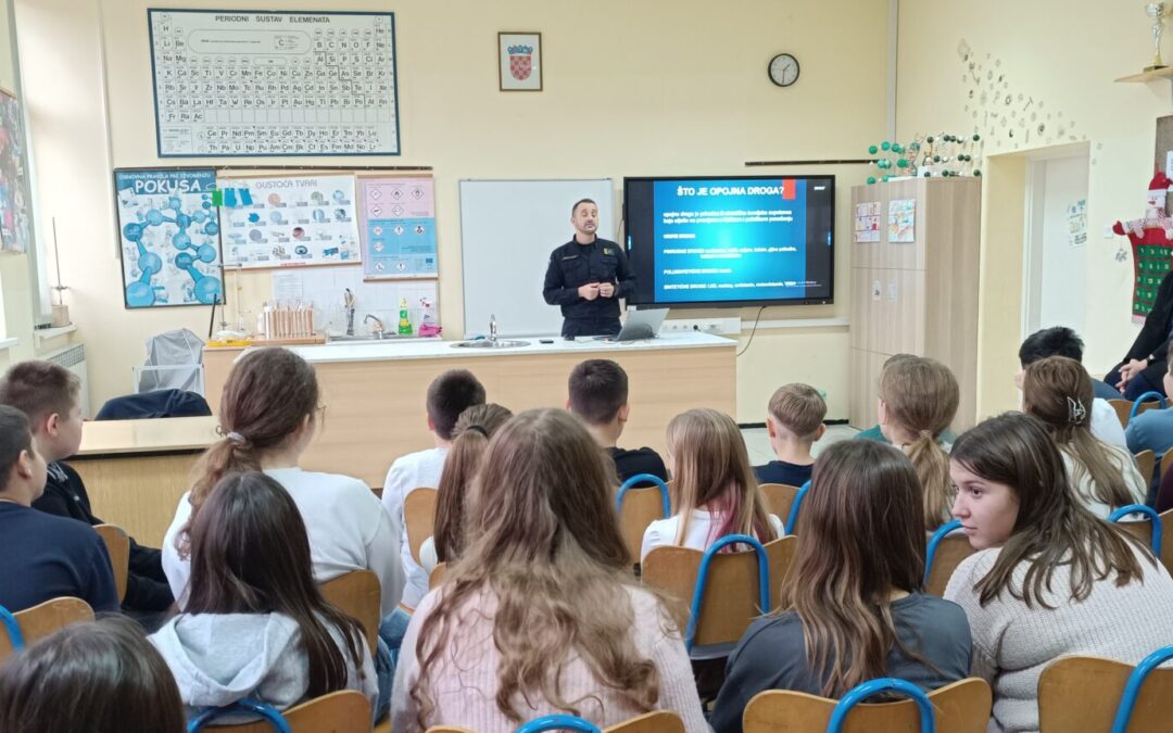 Obilježen „Mjesec borbe protiv ovisnosti“